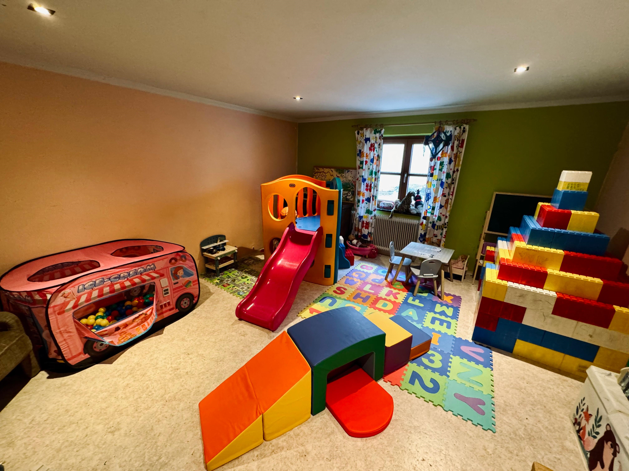 Spielzimmer